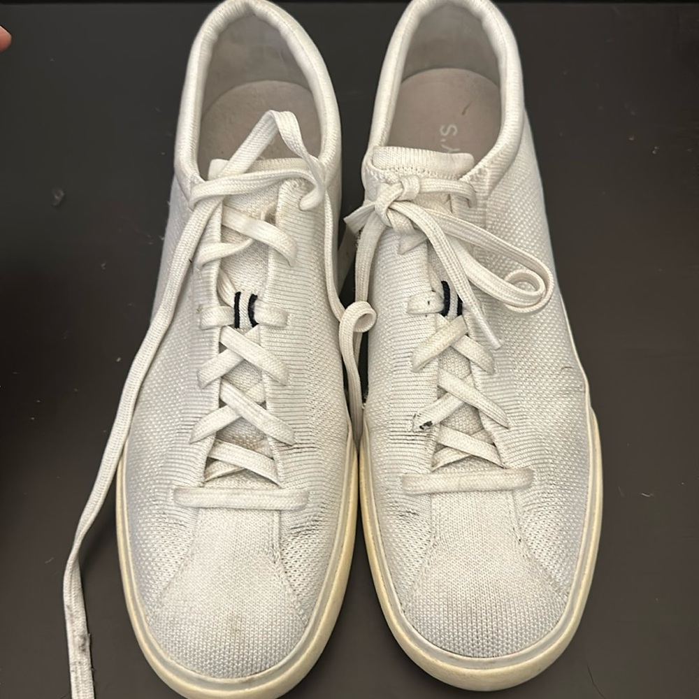 Men’s Rothys sneakers